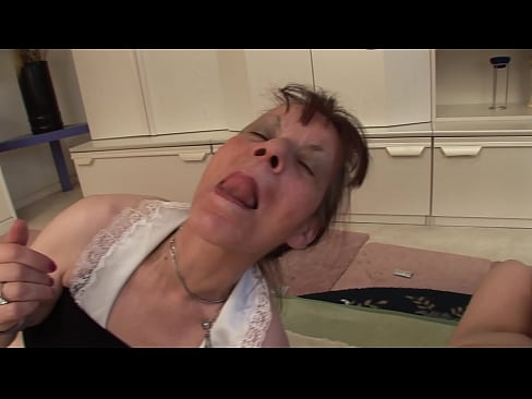 ❤️ Kaks vanaema ja üks vanaisa teevad kolmekesi Porno at us ❌️❤