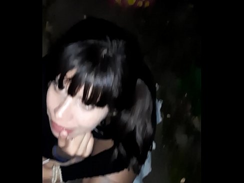 ❤️ Tänaval paisunud peenise vastu kommi eest Porno at us ❌️❤