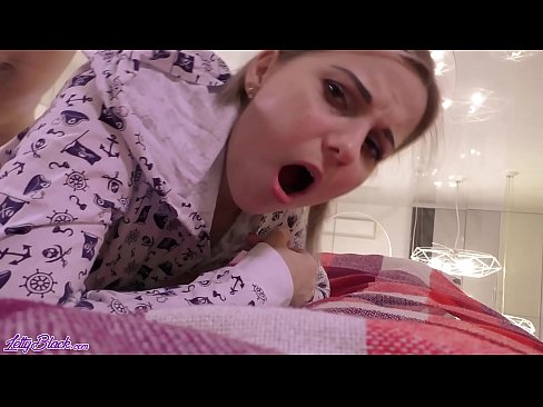 ❤️ Seksikas ema neelab ja pregistyle seks - sperma lähedalt üles Porno at us ❌️❤